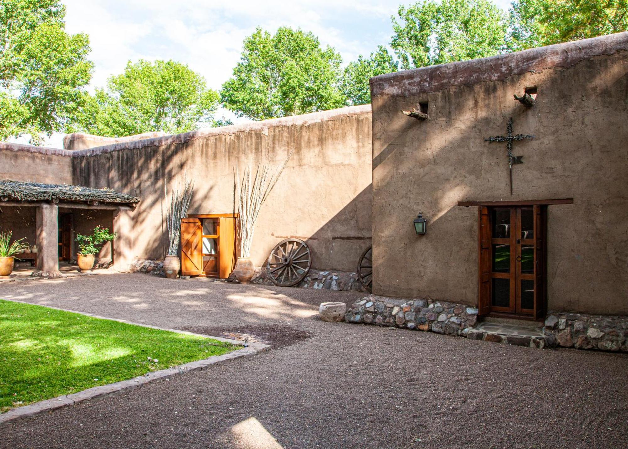 Cibolo Creek Ranch & Resort Marfa Exterior foto